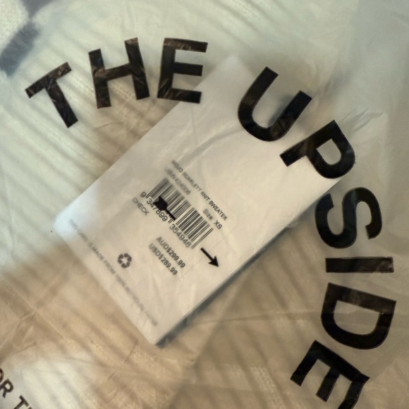 The Upside Mojo Scarlett Knit Sweater in check size Xs NWT - Picture 4 of 10